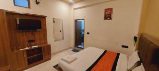 THE Grahil Hotel & Restaurant - Mussoorie - 6