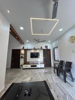 Guhan HomeStay- 2BHK Serviced Apartments - Full Furnished & Full Kitchen, WiFi & Balcony - Hyderabad - 7