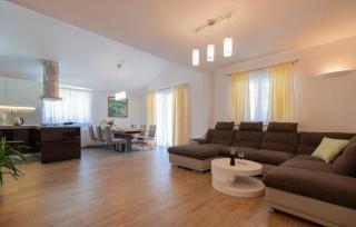 Villa Drazana - Makarska by Villas Guide - Perići - 4