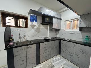 Guhan HomeStay- 2BHK Serviced Apartments - Full Furnished & Full Kitchen, WiFi & Balcony - Hyderabad - 5