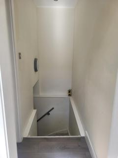 Stylish 3 bed Apartment - Free parking - Bromley - 2