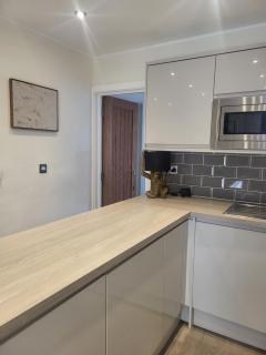 Stylish 3 bed Apartment - Free parking - Bromley - 1