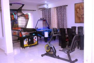 Goldengoose Accomodation - Lagos - 2