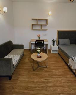 The Cozy Stay - Noida - 2