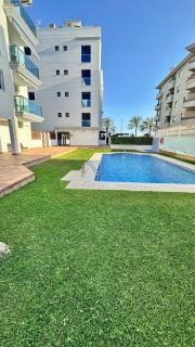 Primera linea de mar con párquing y piscina - Segur de Calafell - 4