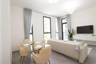 Golden Aura 1 Bedroom Apartment - 2