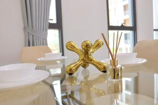 Golden Aura 1 Bedroom Apartment - 5