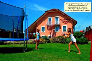 Chalupa Riviéra a Apartmány Riviéra - Liptov Bešeňová - Ružomberok - 0