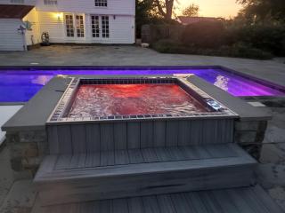 Sweet Chic Farm Cottage with Pool, Hot-Tub and Beautiful Sunsets in Maryland - Darnestown - 0
