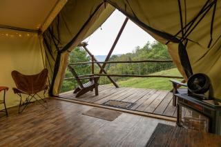 Spacious Luxury Tent for an Amazing West Virginia Vacation - - 6