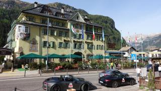 Hotel Dolomiti Schloss - 7