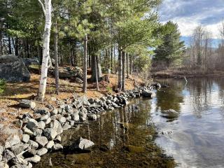 Gorgeous Cottage with Hot-tub and Games in Beaver Cove, Maine - The Highlands - 7