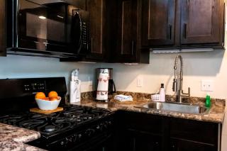 Charming Cabin with Barbecue in Monteagle, Tennessee - 3
