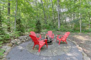 Gorgeous Cottage with Fire Pit and Barbecue in Tracy City, Tennessee - 3