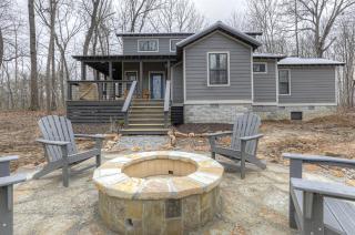 Embrace Nature in this Cozy Cabin with Fire Pit in Monteagle, Tennessee - Monteagle - 9
