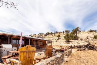 Secluded Cabin with Stunning Desert Views in Monticello, Utah - Monticello - 0