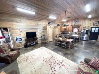Fantastic Cabin with Fire Pit and Barbecue in Monticello, Utah - Verdure - 2