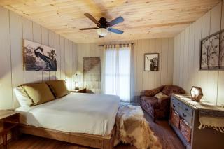 Chic Picturesque Cabin Ideal for a Romantic Getaway in Tennessee - Sevierville - 6