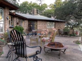 Lovely Cottage Rental with Waterfall on San Gabriel River near Austin, Texas - Georgetown - 8