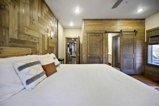 Stunning Cabin with Games Perfect for Families in Broken Bow, Oklahoma - Broken Bow - 9