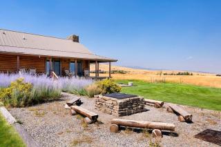 Intimate Off-Grid Cabin with Fire Pit and Mountain Views in Montana - Cameron - 0