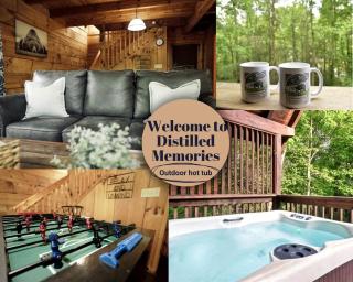 Charming Wooden Cabin with Hot-tub in Sevierville, Tennessee - 0