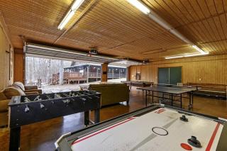 Gorgeous Cabin with Game Room and Hot Tub in Broken Bow, Oklahoma - Broken Bow - 0