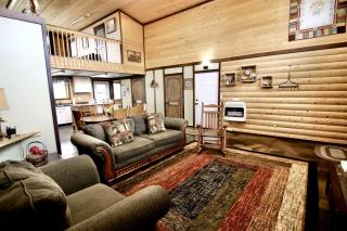 Incredible Secluded Cabin with Fantastic Desert Views in Monticello, Utah - Verdure - 3