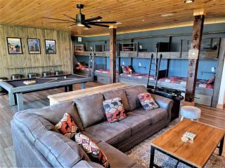Fantastic Cabin with Pool Table and Games in Gartlinburg, Tennessee - Gatlinburg - 9