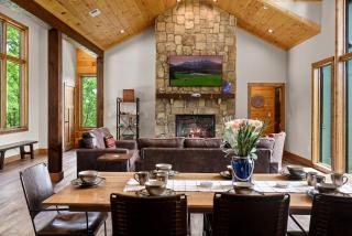 Fantastic Cabin with Pool Table and Games in Gartlinburg, Tennessee - Gatlinburg - 3