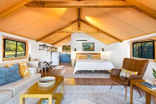 Luxury Tented Cabin Glamping Escape, with River Access in Ingram, Texas - Hunt - 7