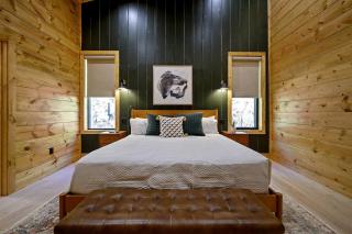 Amazing Cabin Surrounded by Trees in Broken Bow, Oklahoma - Broken Bow - 0