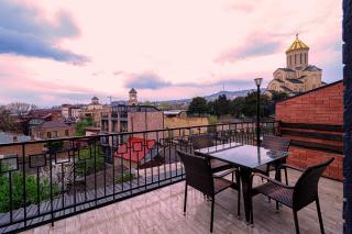 2BR Apt w terrace & stunning views - Tbilisi - 0