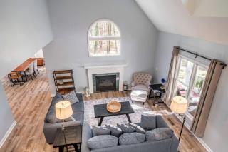 Off-Grid Cottage with Foosball and Great Vistas in Chapel Hill, North Carolina - Chapel Hill - 9