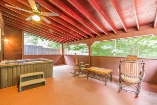 Paradise Cabin with Foosball Table and BBQ in Cleveland, Georgia - Cleveland - 0