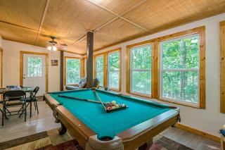 Impressive Secluded Cabin with Fire Pit, Pool Table, Barbecue and Hot-tub in Cleveland, Georgia - Cleveland - 7