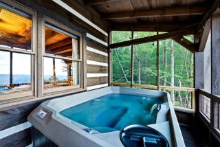 Incredible Log Cabin with Fireplace, Fire Pit and Hot-tub in Mentone, Alabama - Mentone - 2