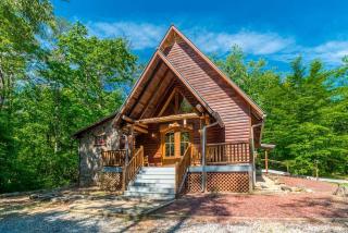 Lovely Cabin with Hot-tub and Fireplace in Cleveland, Georgia - Cleveland - 2