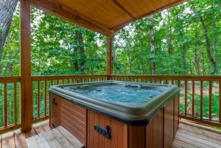 Breathtaking Wooden Cabin with Pool Table and Fire Pit in Sautee Nacoochee, Georgia - Sautee Nacoochee - 7