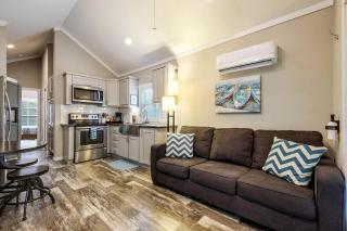 Riverfront Tiny House with Fire Pit in Seguin, Texas - Seguin - 7