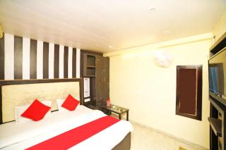 Hotel Golden Nest Nainital Near Naini Lake - Hygiene & Spacious Room - Prime Location Best Hotel in NAINITAL - Nainital - 1