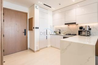 Skyline-View 1BR with Balcony,Minutes to Downtown and Marina, Binghatti Onyx, Jumeirah Village Circle by Deluxe Holiday Homes - 4