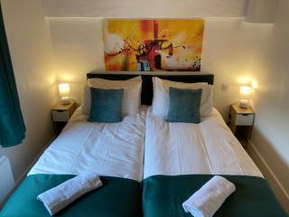 Chamonix Centre - Sophisticated 2-Bedroom Duplex - Chamonix - 1