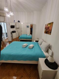 Studio Ultracentral Universitatea - Bucarest - 9