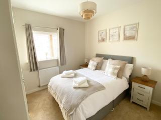 Stunning Marina Apartment - Portishead - 7