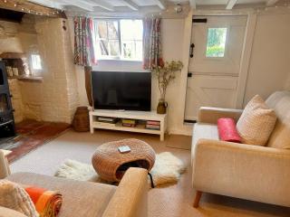 Grade II listed Cottage in Berkswell, Close to NEC & BHX - Coventry - 2