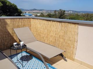 Le toit du Port ! Terrasses spacieuses, Piscine, Climatisation, Parking - Hyères - 7