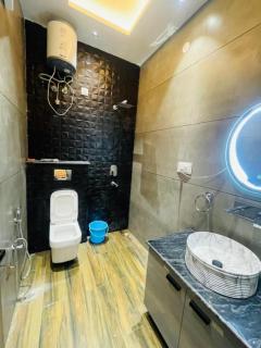 Luxury Private Farmhouse - Gurgaon - 2