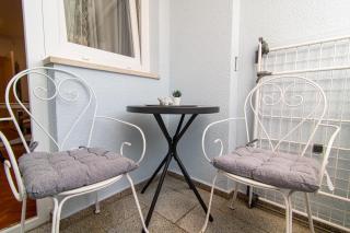Flexible SelfCheckIns 87 - Zagreb - Parking - Loggia - Bedroom - Zagreb - 9