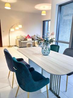 2BR Downtown Dubai Apartment - 3